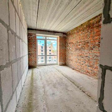 2 кімнатна в центрі, 870$/м ЖК Княгинин
