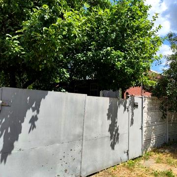 Продам‼️часть дома 65 и, свой двор,  метро Холодная гора