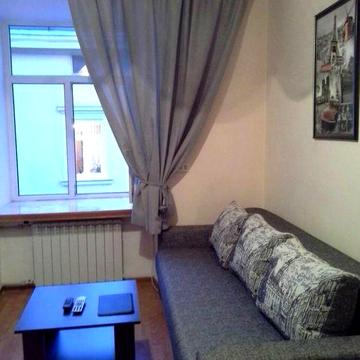 В оренду однокімнатна квартира на пл. Міцкевича