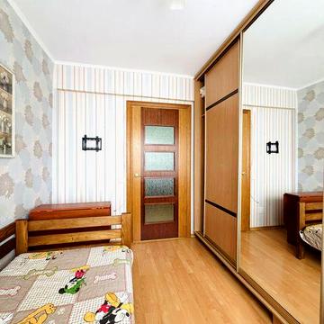 Продаж 3 кім квартири з і/о. Без комісіі .