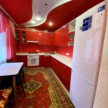Продається 4 кімнатна квартира в центрі міста