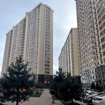 Продаж 2к Квартира Академіка Сахарова вулиця