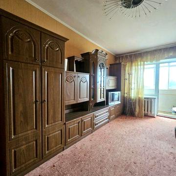Продаж 4-к квартири 65кв. б-р Верховної Ради  22 . м Лівобережна. Без комісії