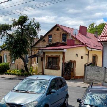 Продам частину будинку в Рівне р-н Пивзаводу