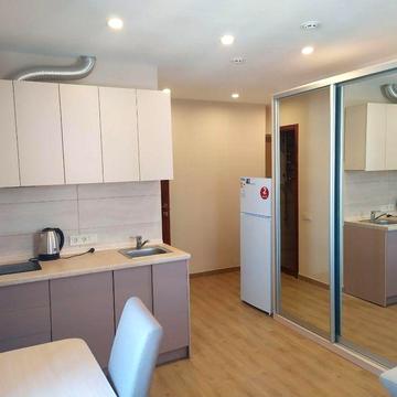 Довгострокова ренда квартири в центрі міста (ТЦ Ruta Plaza)