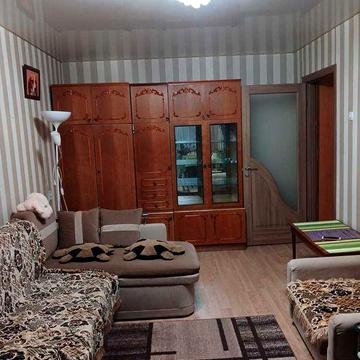 Здається 1 кім квартира по В.Чорновола, р-н Шкільна, 2/5/П, 33/17/6.