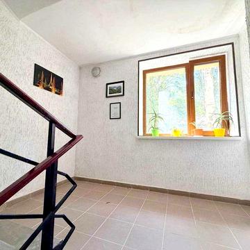 Продаж 2к квартири в новобудові. Площа-70 кв.м.  Космонавтів / Миколаївська.