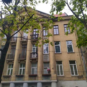 Квартира біля парків .