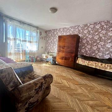 Продаж 1 кім. кв. 1/5 р-н Шляхопровіда п-т Миру 74