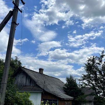 Терміново продаж будину і земельної ділянки.