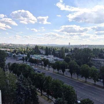 Продам 2х комн квартира центр пр. 200 лет Кривого Рога с межэт кладовкой район Юбилейный Саксаганский! ЖК Осбб "200 лет Кривого Рога"