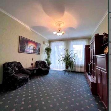 ХТО ШУКАЄ простору квартиру в ЦЕНТРІ вам сюди!! 115 кв.м