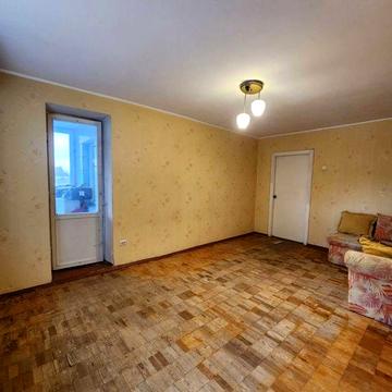 1-кім. квартира вул.Бориспільска, 28Б метро Червоний хутір. Продаж.