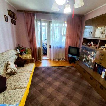Продам трикімнатну квартиру по вул. Закревського 55, 1/16 к/б, с-Т4, 84,3 кв.м загальна площа. Ціна 70000. Торг.