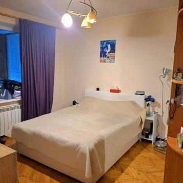 Продаж 2К. 54 м2 .М. Деміївська , М Голосіївська, Парк . 1 поверх