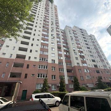 ПРОДАЖ великої 3-4кім. квартири Червоної Калини 1В. Найкраща локація Деснянський