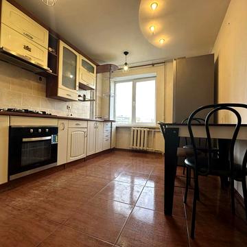 Продам 3-х кімнатну квартиру метро Оболонь -5хвилин