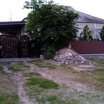 Продам дом городе Изюме (район 6-школы)