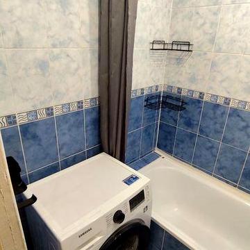 Продаж 3 кімнатної квартири м-р  Сонячний