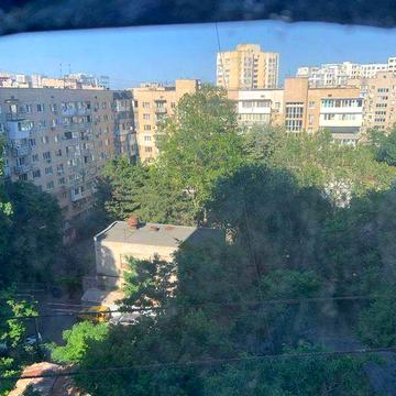 Продам квартиру на 7 станції Фонтану, вул Посмітного. Ціна супер.