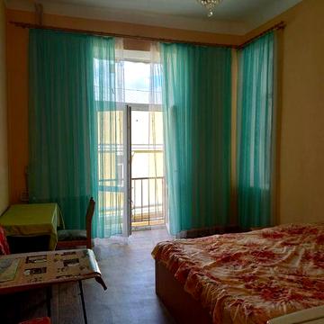 Сдам комнату 20м кв, центр, метро 3 мин. Рымарская 19