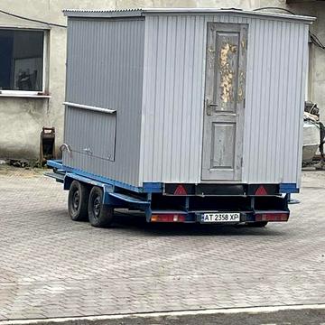 Левета з будинком для блжід і відпочинку
