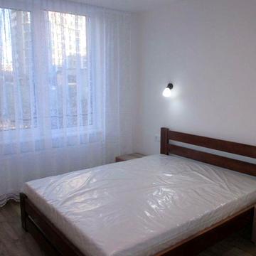 Оренда 1 кім.кв в новобудові.