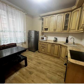 Продам 1кімнатну квартиру 48 кв.м. індивідуальне газове опалення Базарна15