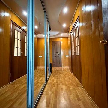 Продам 2х кімнатну  квартиру