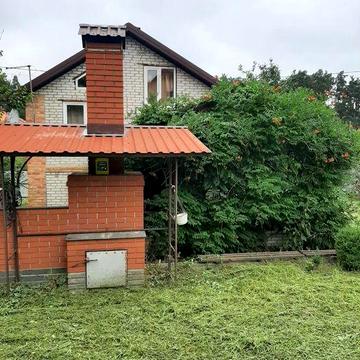 Продається затишний цегляний будинок у Гурівщині – лише 15 км від Києва по Житомирській трасі! Поруч ліс та озеро.