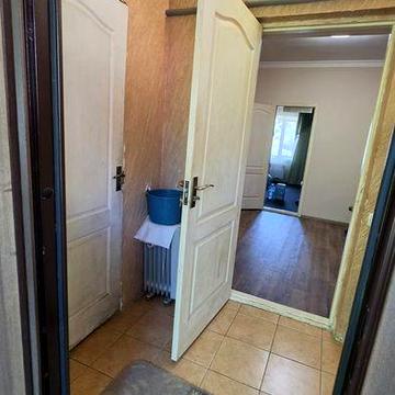 Можливо по сертифікату. Продаж однокімнатного будинку на Дзержика