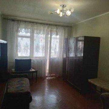 Продам квартиру на Салтовке возле ЦНАПА.