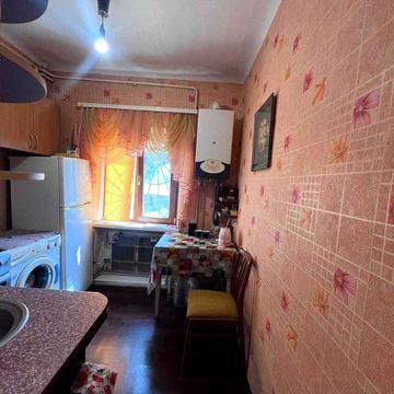 ПРОДАЖА  2  комнатной квартиры  АГВ,Центр