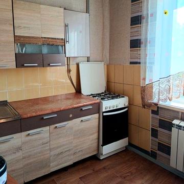 Сдам 1 комнатную квартиру левый берег 11й район