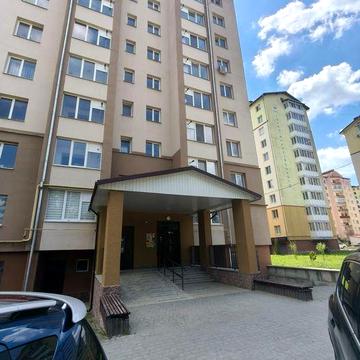 Здана ,цегляна новобудова з котлом ,електрикою і опаленням,терміново