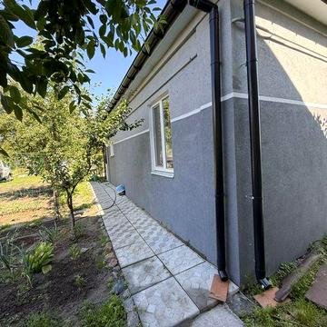Продам гарний, добротний будинок в Полтаві, поруч з пляжем Плесо, Подільський район