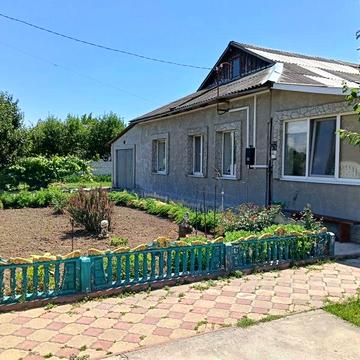 Продаж будинку з ремонтом на Одеському масиві. Адреса: Житомирська обл смт Брусилів вул Вербова.