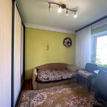Русанівський бульв., 9