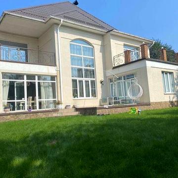 Дім 440 м2 Софіївська Борщагівка
