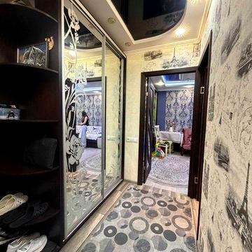 Продаж 2-к квартири 52 кв.м з ремонтом, меблями та технікою, вул. Клосовського