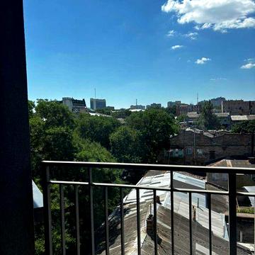 Продам квартиру з ремонтом в новому домі в Центрі біля парку ім.Т.Г.Шевченко ЖК будинок на Осипова