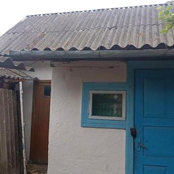 Планується продаж будинку, можна забронювати на майбутнє.