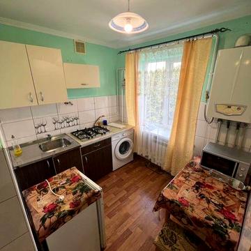 Продаж 2 - кім квартири на вул.Івасюка!м.Трускавець.є відео