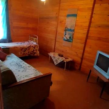 Продаж 3к Дім Центральна (Щорса) вулиця