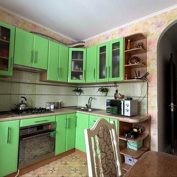 Продаж 2-х кімн квартири на центальній стороні