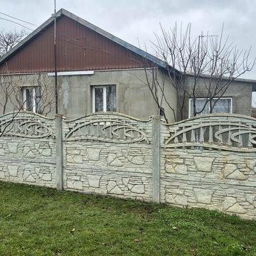 Продається будинок в селі Підлісне, Новоодеського району ,Миколаївської області.