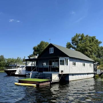 Плавдача Будинок на воді в Києві Цілорічне проживання Дача Камін Без аналогів Водніков Маячок