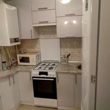 Сдам 1ю. Кв.  В центре. С ремонтом.А/О