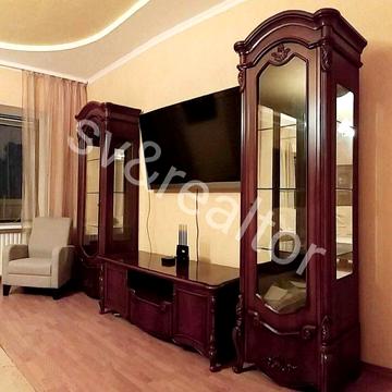 Екс. 3к.квартира 106 м2 , Центр VIP місце, з підземним паркінгом, два сан.вуз ЖК ОСББ