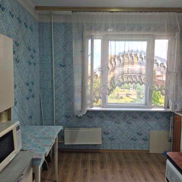 Продаж 2кім квартири на проспекті Червоної калини